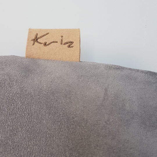 Langwerpig grijs kussen - Afbeelding 5