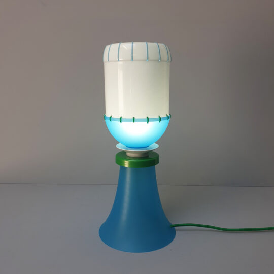 staande blauwe lamp