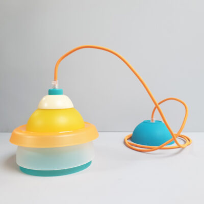 upcycle light in orange geel en aqua