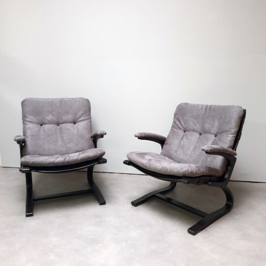 kengu chair